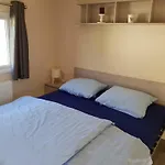 Ferienhaus Mobilheim Küstenschwalbe Am Kransburger 553 *